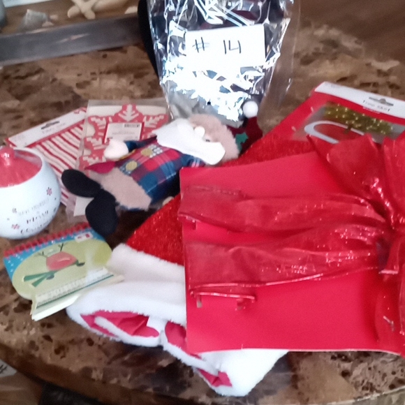 ☃️Christmas Bundles ( Price is for 1 Bundle) Lot#3 - Picture 5 of 8